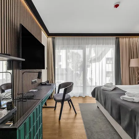Rysy Boutique Aparthotel 3*
